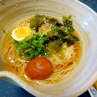 ■１０分で..冷やしそうめん梅しそワカメ